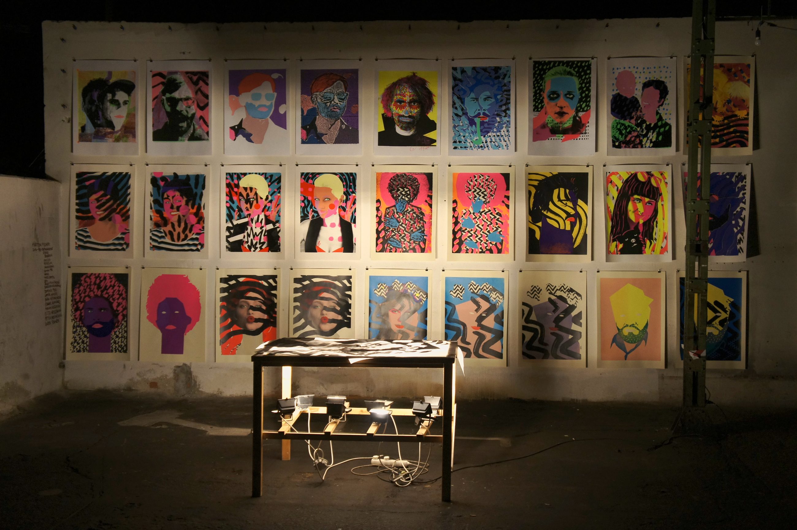 Pop Machine — portraits, Last Show exhibition, Továrna — evening lighting