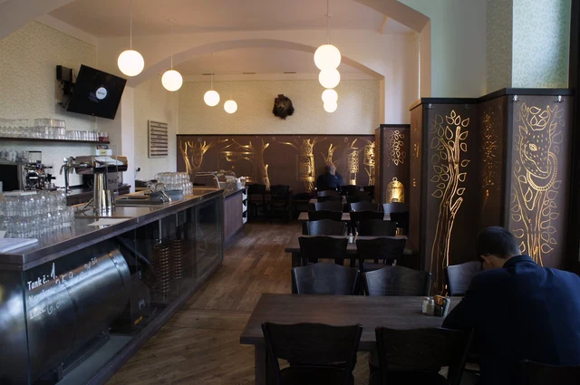 Lokal na Letné — foto 13