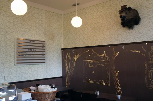 Lokal na Letné — foto 14